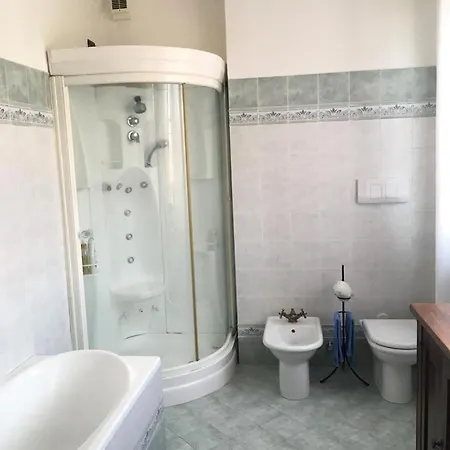 Nina Guest house *