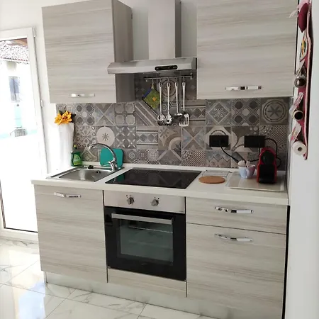 Nina Πανσιόν 3*